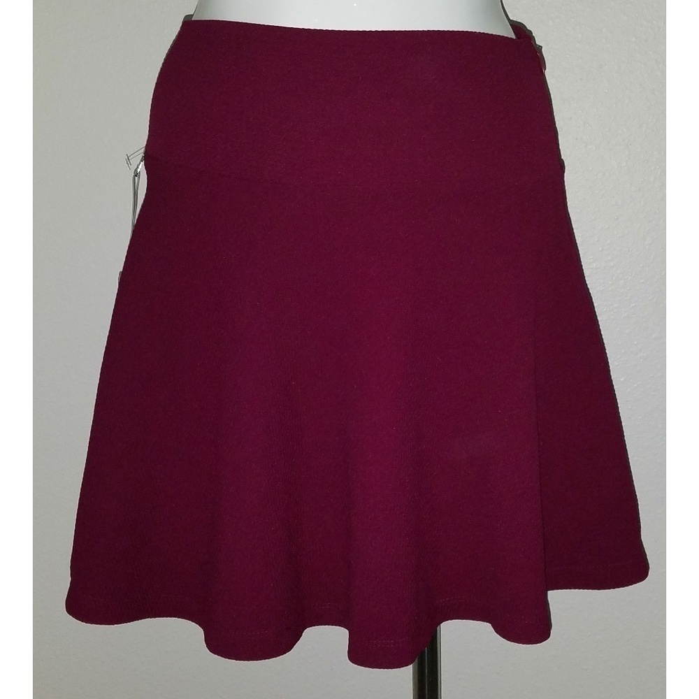 NWT Forever 21 Contemporary Short Purple Skirt Flared Size XS